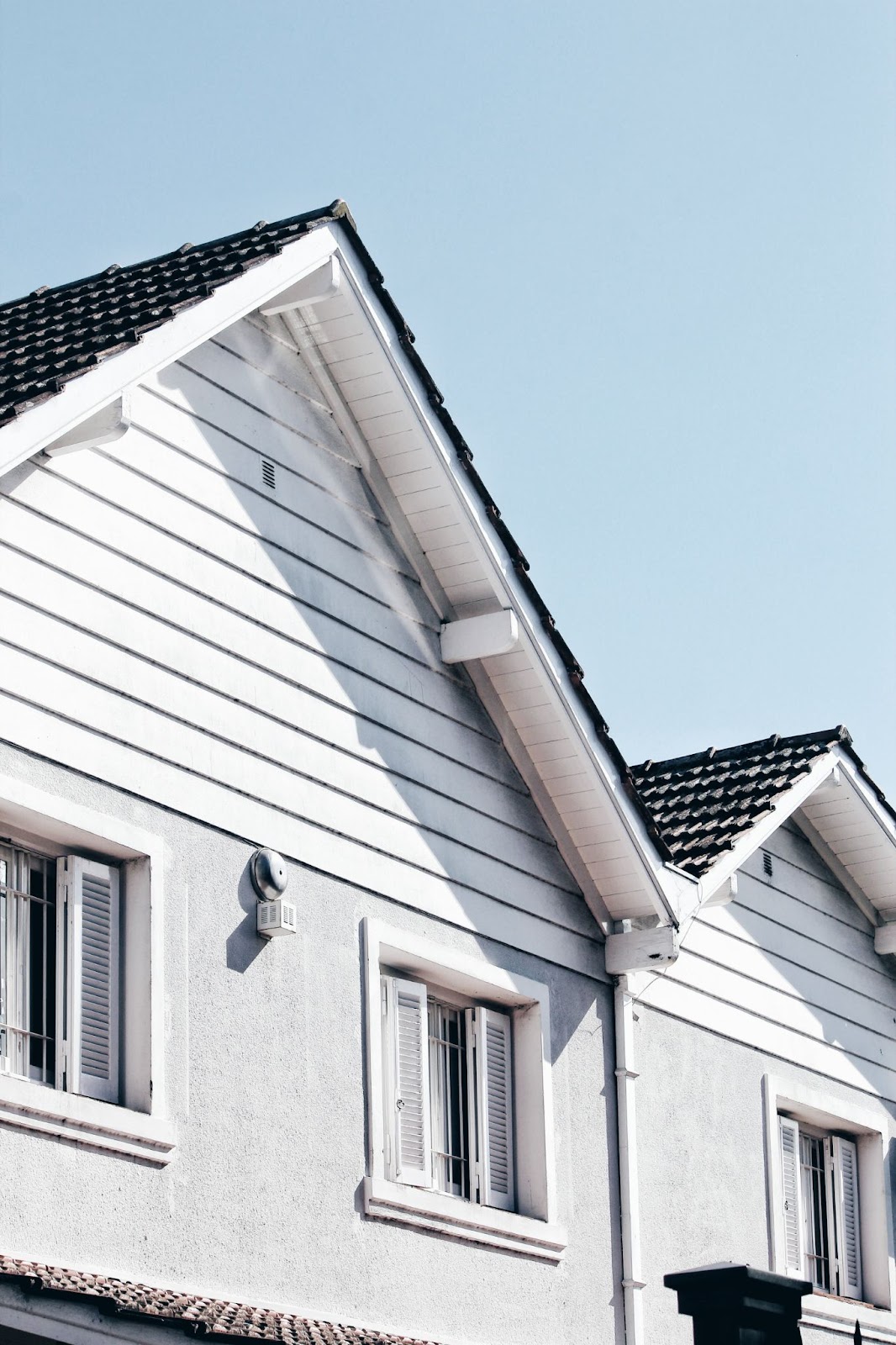 CoMitted 365 Blog 5 Budgeting Tips for Roof Replacement Cost